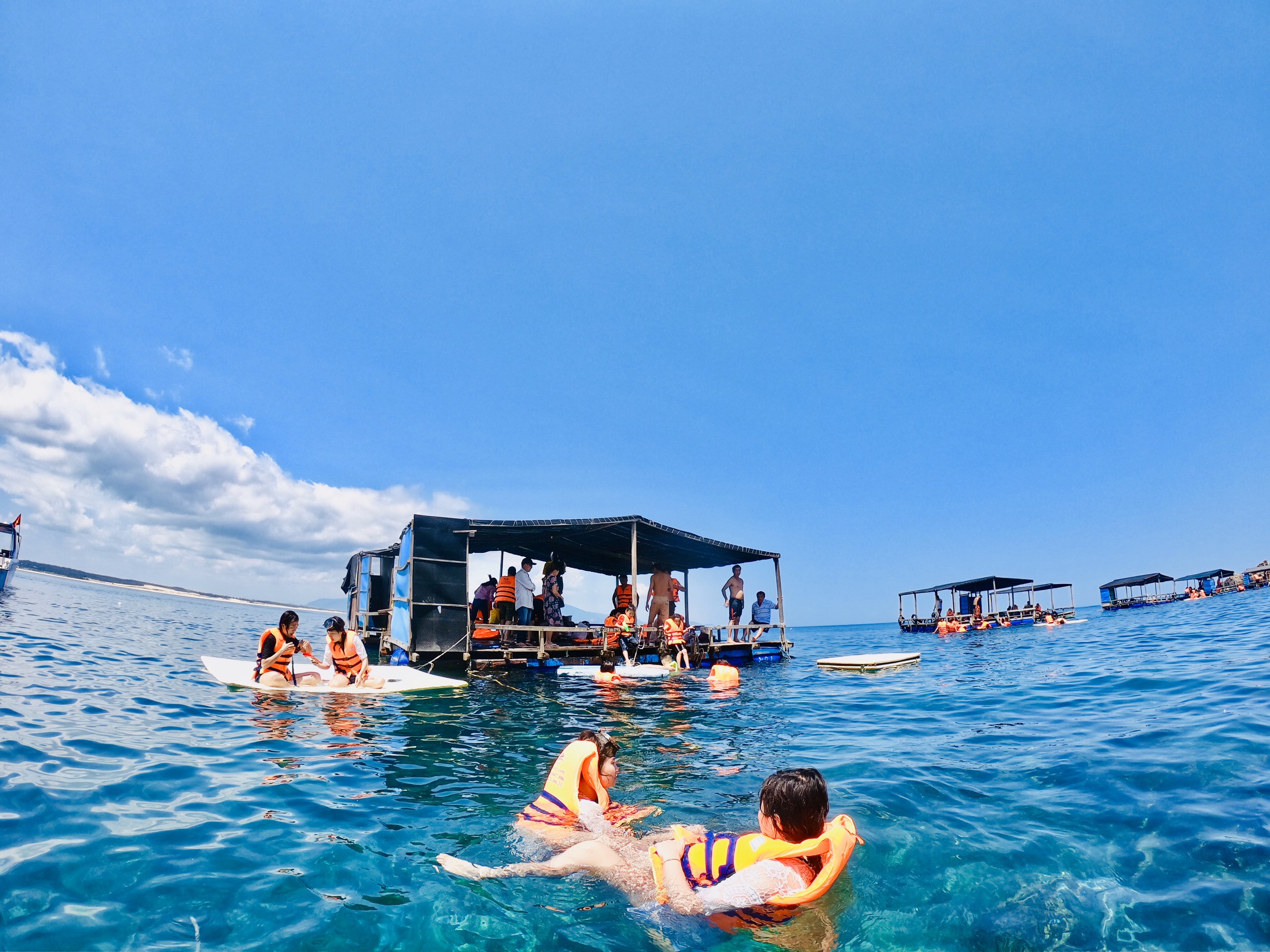 tour-quy-nhon-2-ngay-1-dem-ky-co-eo-gio-cam-trai-dem-flc-quy-nhon-1